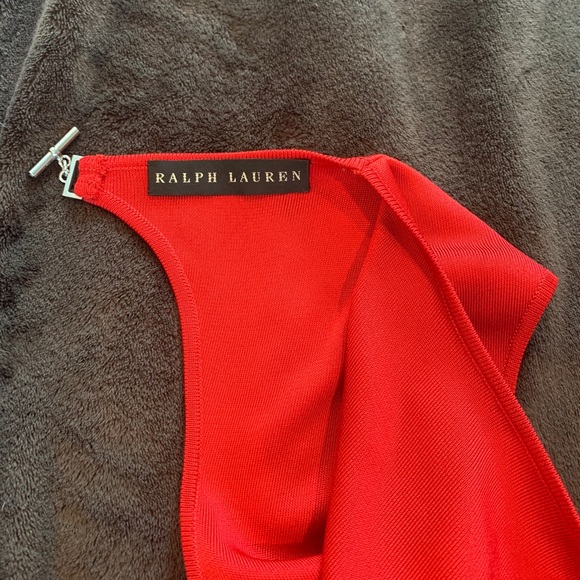 Chic & classic true red Black Label bodycon dress - Picture 12 of 15